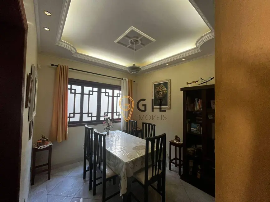 Foto 7 de Sobrado com 4 quartos à venda, 300m2 em Jardim Santa Maria, Jacarei - SP