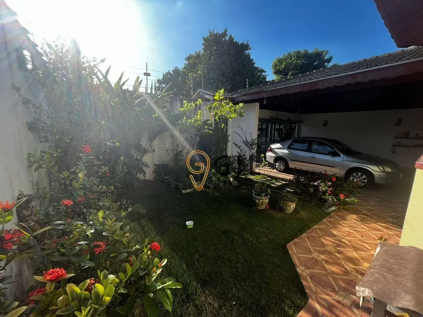 Foto 4 de Sobrado com 4 quartos à venda, 300m2 em Jardim Santa Maria, Jacarei - SP