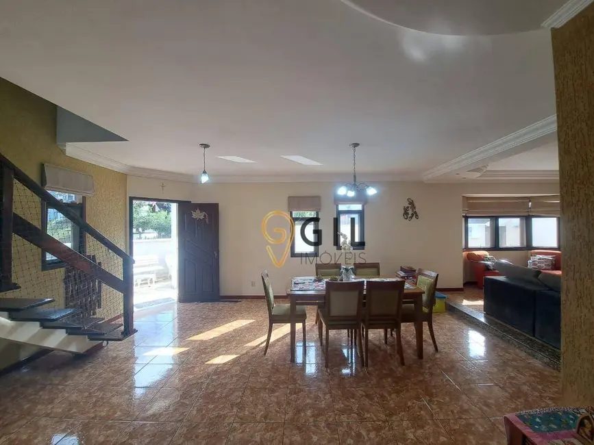 Foto 6 de Sobrado com 3 quartos para alugar, 254m2 em Sao Jose Dos Campos - SP