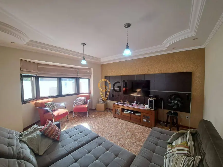 Foto 5 de Sobrado com 3 quartos para alugar, 254m2 em Sao Jose Dos Campos - SP