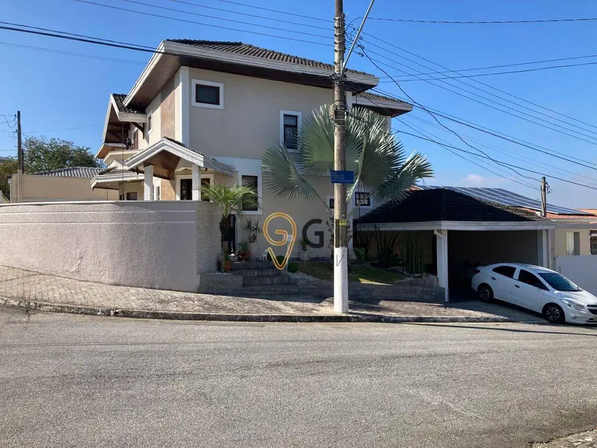 Foto 2 de Sobrado com 3 quartos para alugar, 254m2 em Sao Jose Dos Campos - SP