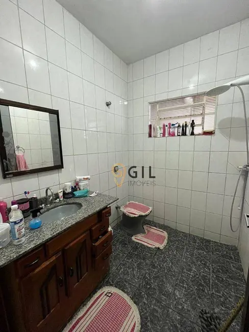 Casa com 4 quartos à venda e para alugar, 175m2 em Jardim Califórnia, Jacarei - SP - imagem 6 Foto 6 de Casa com 4 quartos à venda e para alugar, 175m2 em Jardim Califórnia, Jacarei - SP