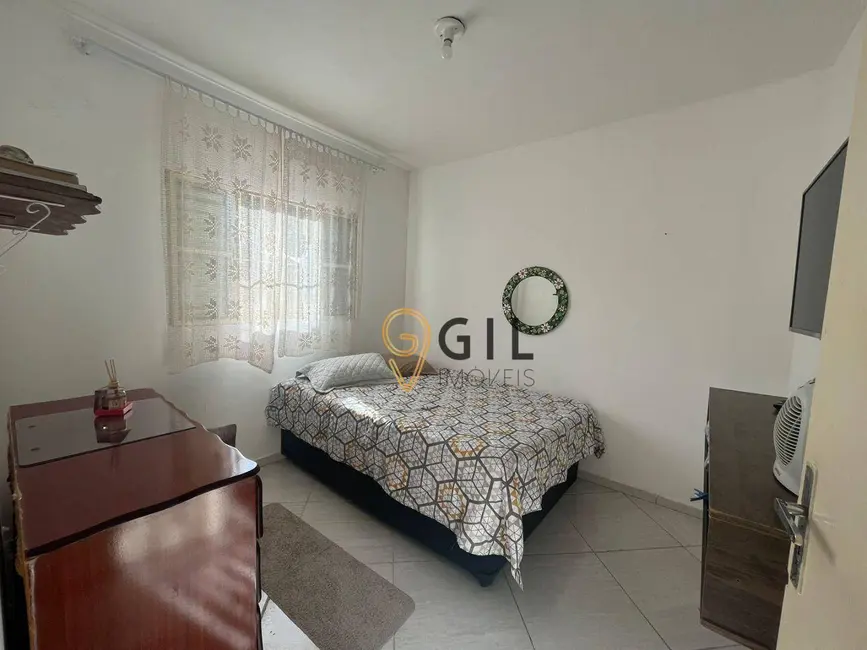 Foto 5 de Casa com 3 quartos à venda, 204m2 em Conjunto São Benedito, Jacarei - SP