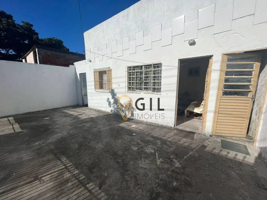 Foto 2 de Casa com 3 quartos à venda, 204m2 em Conjunto São Benedito, Jacarei - SP