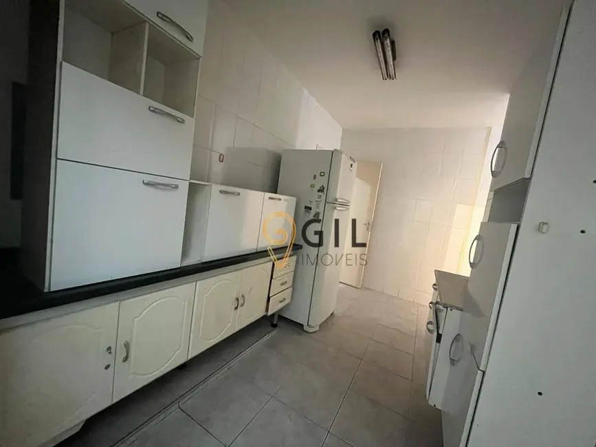 Foto 4 de Casa com 3 quartos à venda, 261m2 em Jardim Siesta, Jacarei - SP