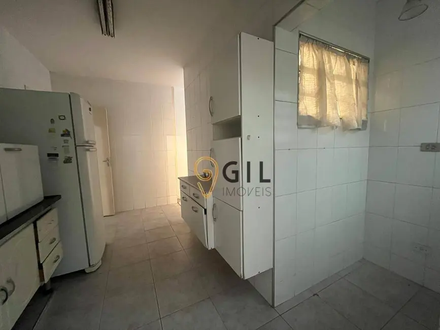 Foto 3 de Casa com 3 quartos à venda, 261m2 em Jardim Siesta, Jacarei - SP