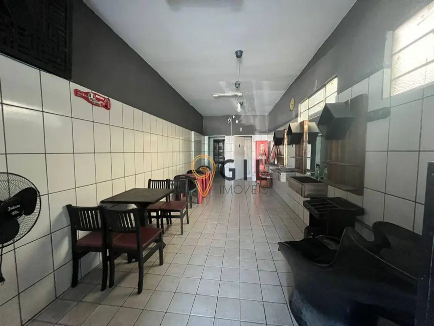 Foto 2 de Sobrado com 4 quartos à venda, 125m2 em Jardim Flórida, Jacarei - SP