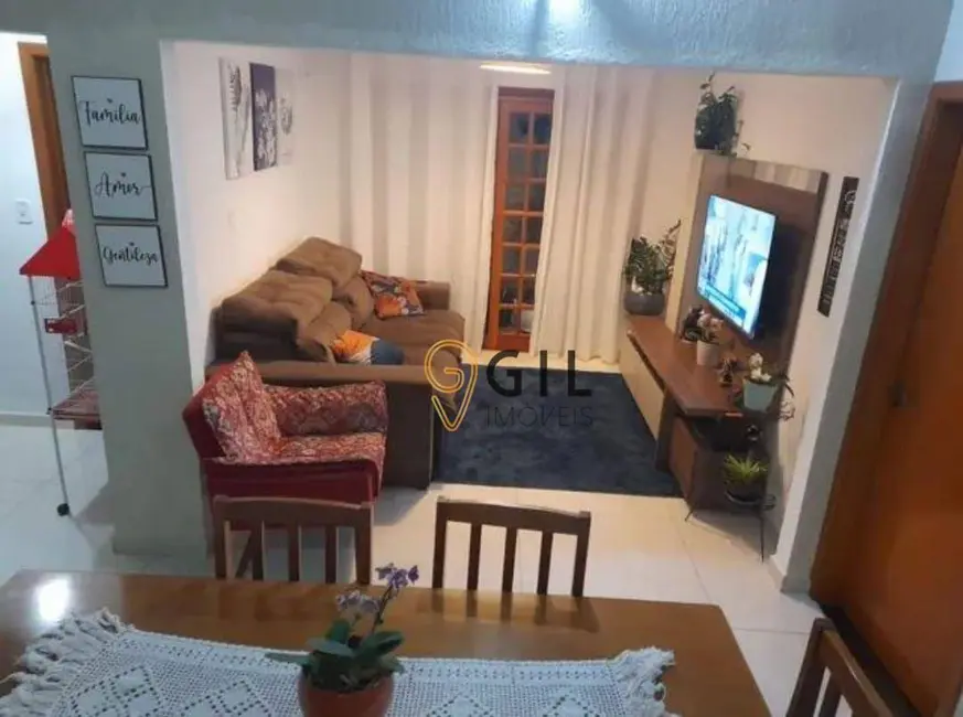 Foto 3 de Sobrado com 4 quartos à venda, 250m2 em Jardim Terras de São João, Jacarei - SP