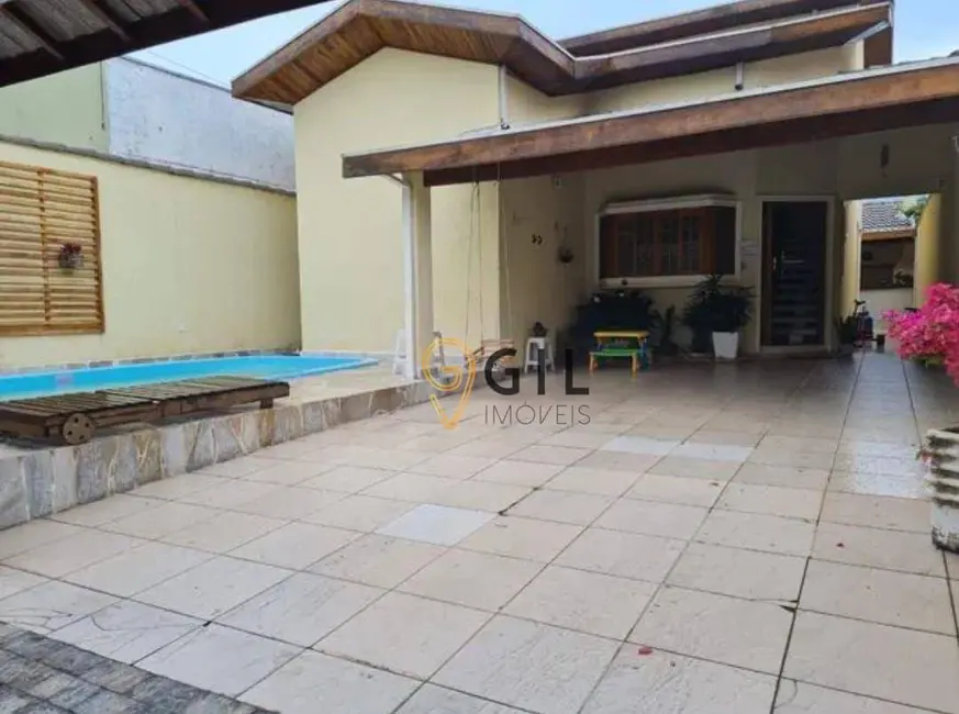 Foto 2 de Sobrado com 4 quartos à venda, 250m2 em Jardim Terras de São João, Jacarei - SP