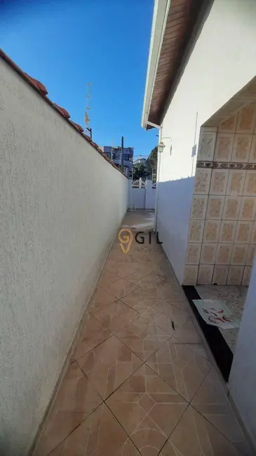 Foto 9 de Casa com 3 quartos à venda, 280m2 em Jardim Terras de São João, Jacarei - SP