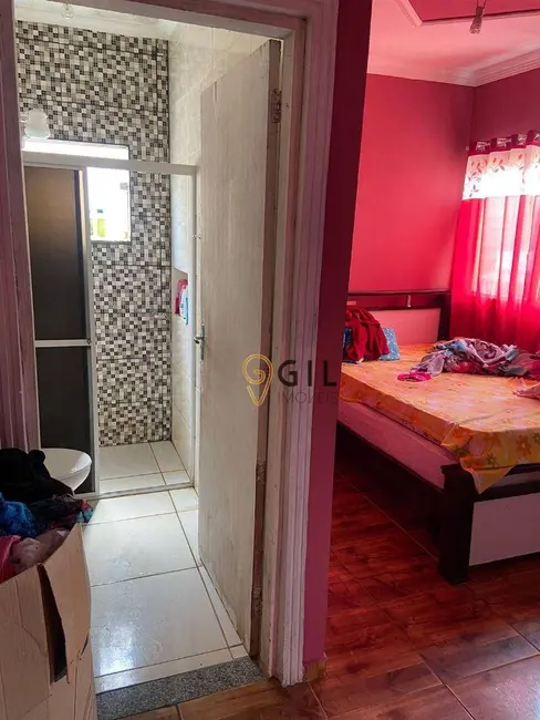 Foto 9 de Sobrado com 4 quartos à venda, 140m2 em Parque dos Príncipes, Jacarei - SP