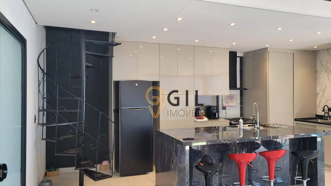 Foto 4 de Sobrado com 3 quartos à venda, 350m2 em Jardim Jacinto, Jacarei - SP