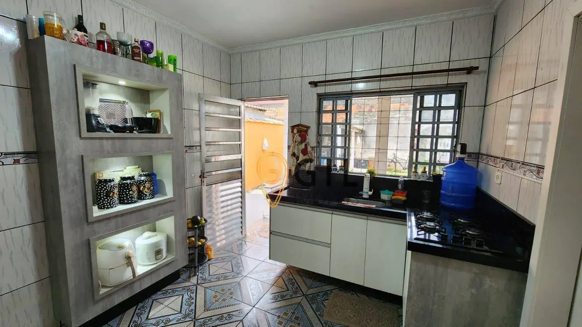 Foto 4 de Casa com 5 quartos à venda, 275m2 em Parque Meia Lua, Jacarei - SP