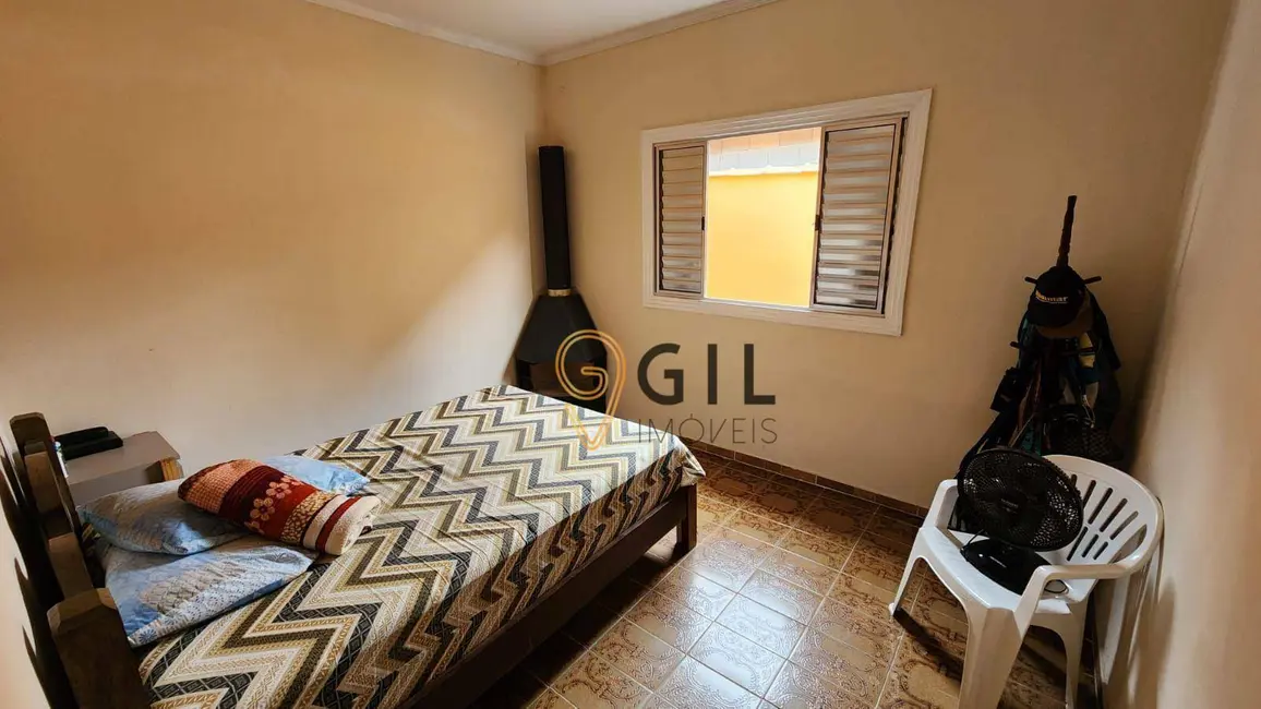 Foto 9 de Casa com 5 quartos à venda, 275m2 em Parque Meia Lua, Jacarei - SP