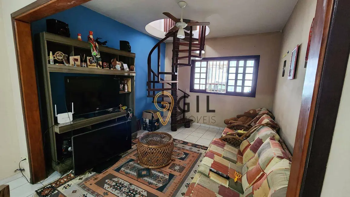 Foto 3 de Casa com 2 quartos à venda, 137m2 em Jardim das Indústrias, Jacarei - SP