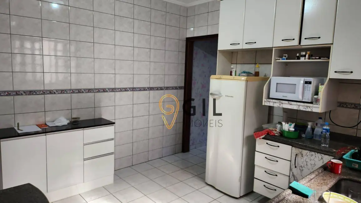 Foto 2 de Casa com 2 quartos à venda, 137m2 em Jardim das Indústrias, Jacarei - SP