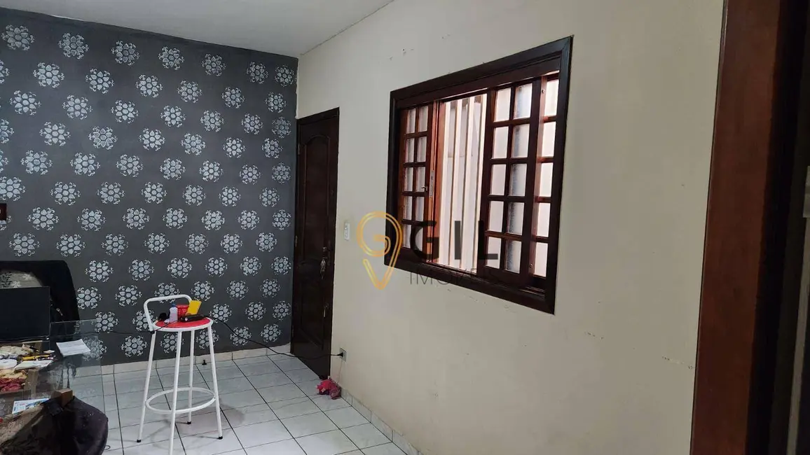 Foto 7 de Casa com 2 quartos à venda, 137m2 em Jardim das Indústrias, Jacarei - SP