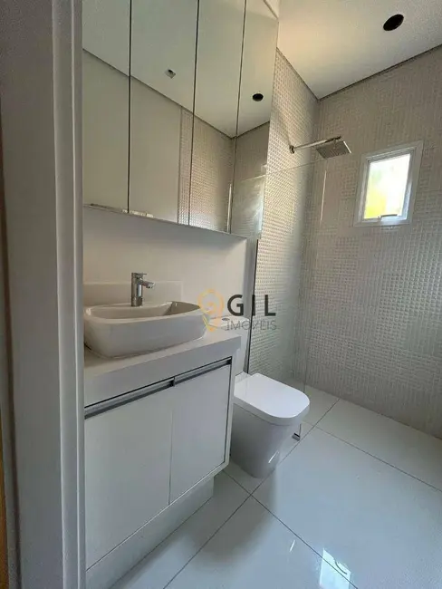 Foto 1 de Apartamento com 3 quartos à venda, 83m2 em Pagador de Andrade, Jacarei - SP