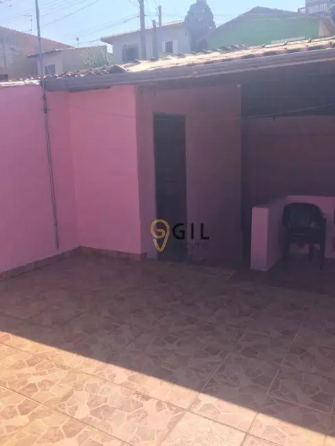 Foto 2 de Casa com 3 quartos à venda, 263m2 em Jardim Pitoresco, Jacarei - SP