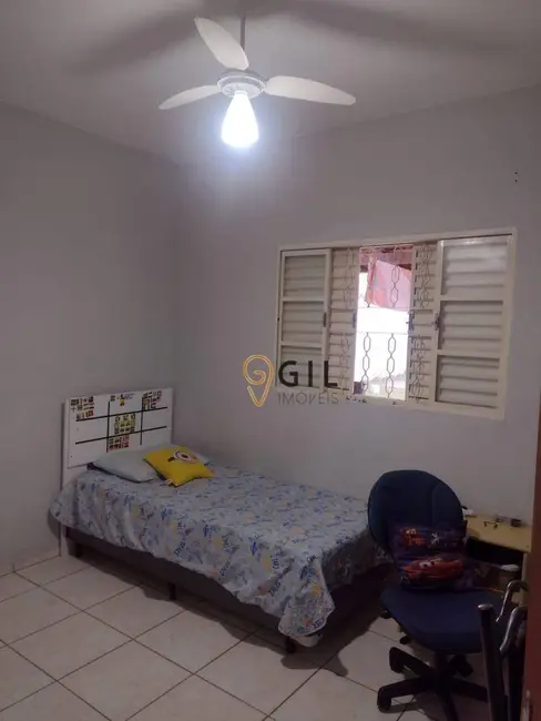Foto 8 de Casa com 2 quartos à venda, 349m2 em Jardim Colônia, Jacarei - SP