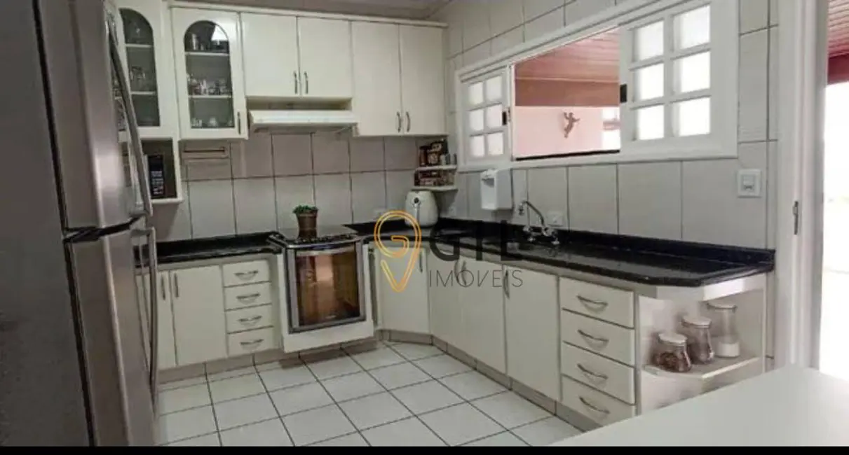 Foto 6 de Casa de Condomínio com 4 quartos à venda, 375m2 em Vila Zezé, Jacarei - SP