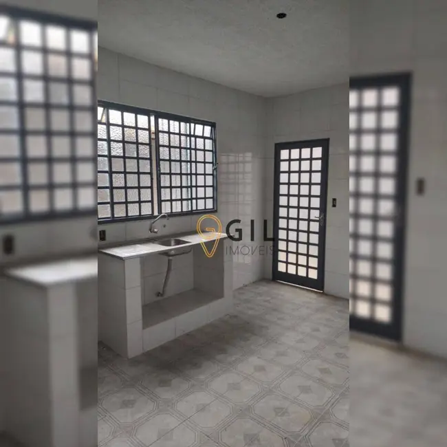 Foto 4 de Casa com 2 quartos à venda, 250m2 em Jardim Paraíso, Jacarei - SP