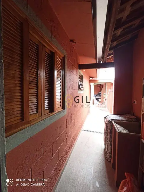 Foto 9 de Sobrado com 3 quartos à venda, 140m2 em Parque Califórnia, Jacarei - SP