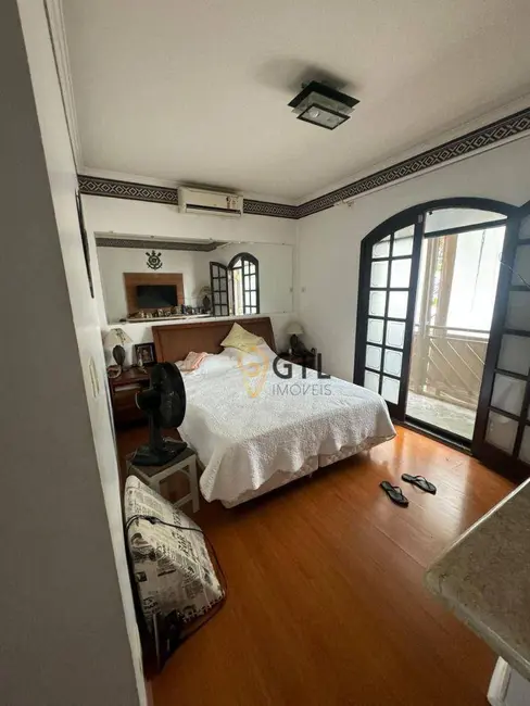 Foto 6 de Sobrado com 6 quartos para alugar, 375m2 em Vila Zezé, Jacarei - SP