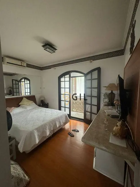 Foto 5 de Sobrado com 6 quartos para alugar, 375m2 em Vila Zezé, Jacarei - SP