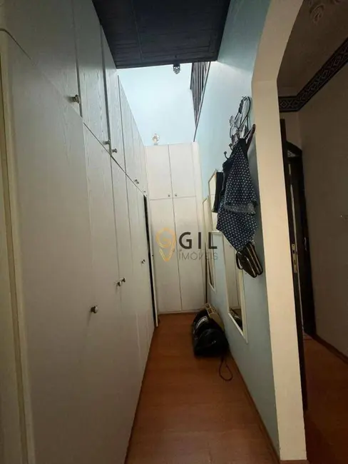 Foto 7 de Sobrado com 6 quartos para alugar, 375m2 em Vila Zezé, Jacarei - SP