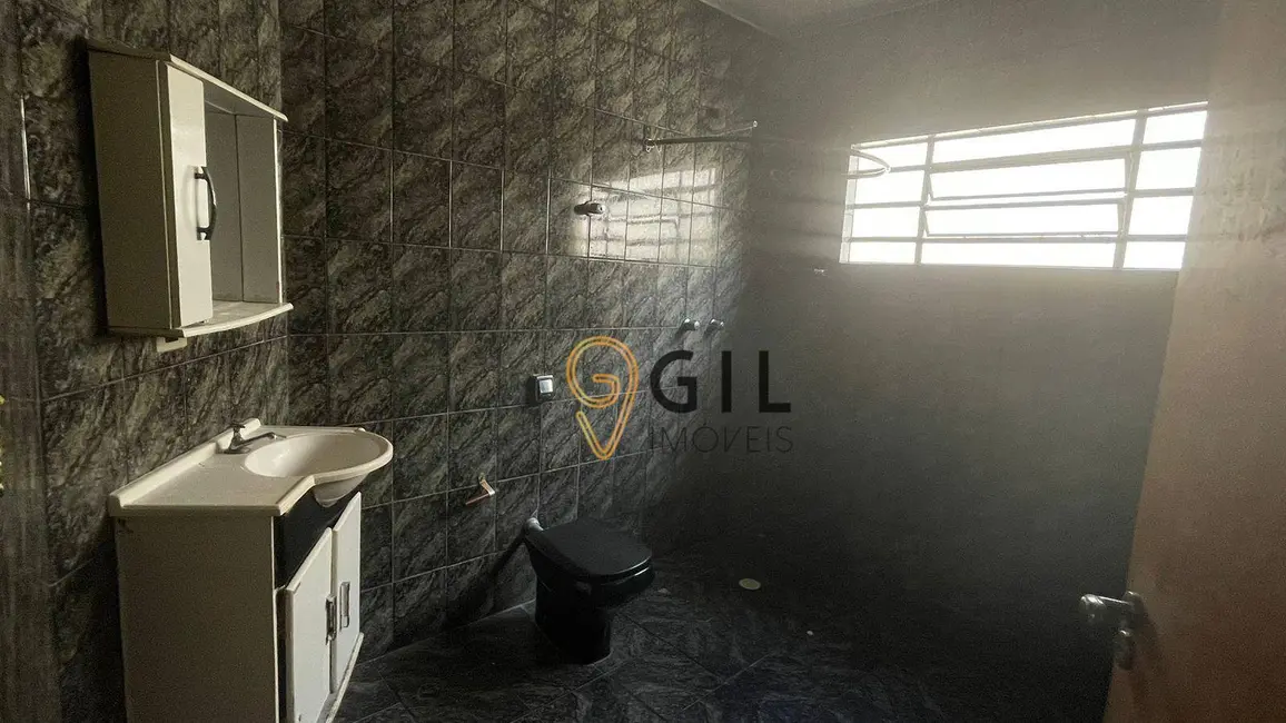 Foto 6 de Casa com 2 quartos à venda, 390m2 em Jardim Colônia, Jacarei - SP