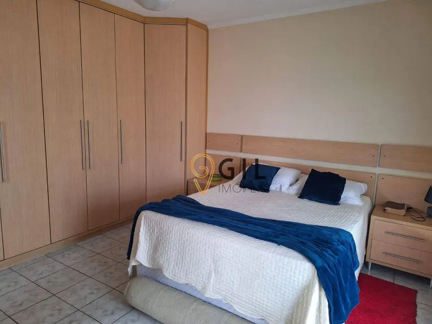 Foto 3 de Sobrado com 3 quartos à venda, 214m2 em Jardim Altos de Santana II, Jacarei - SP