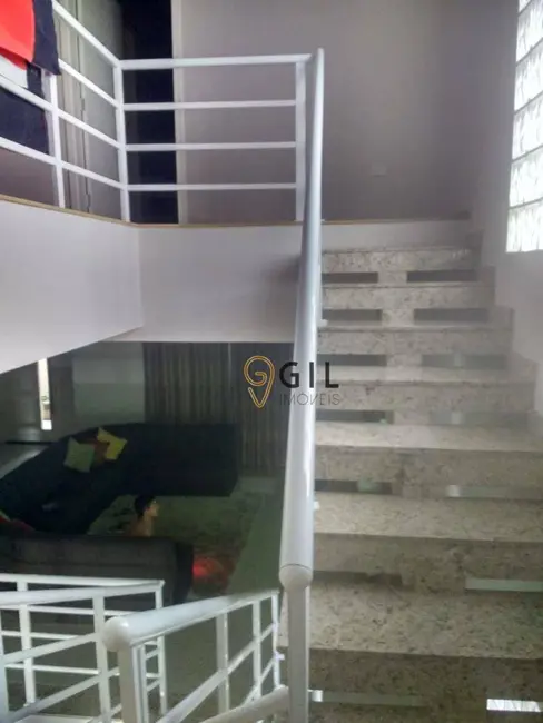 Foto 3 de Sobrado com 4 quartos à venda, 275m2 em Jardim Terras de São João, Jacarei - SP