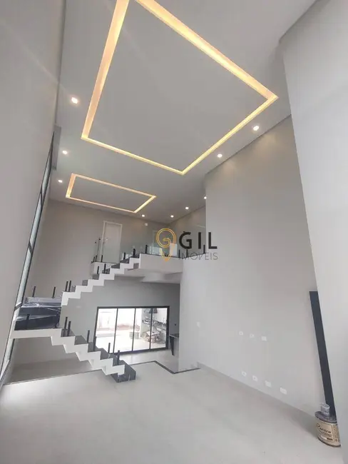 Foto 3 de Sobrado com 3 quartos à venda, 360m2 em Cacapava - SP