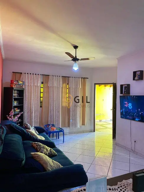 Foto 5 de Casa com 2 quartos à venda, 146m2 em Bandeira Branca, Jacarei - SP