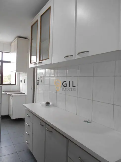 Apartamento com 3 quartos para alugar, 96m2 em Jacarei - SP - imagem 5 Foto 5 de Apartamento com 3 quartos para alugar, 96m2 em Jacarei - SP