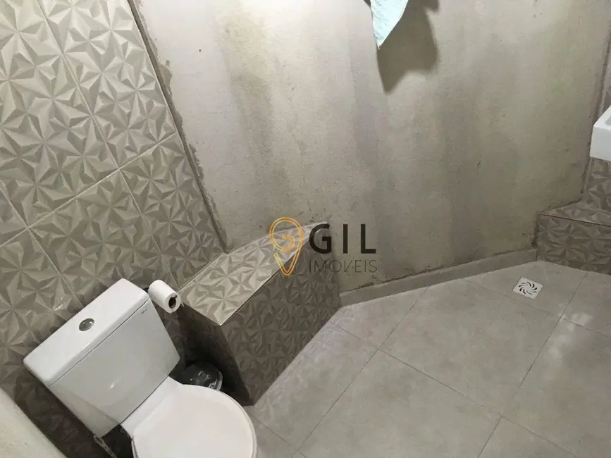 Foto 8 de Casa com 2 quartos à venda, 140m2 em Parque dos Príncipes, Jacarei - SP