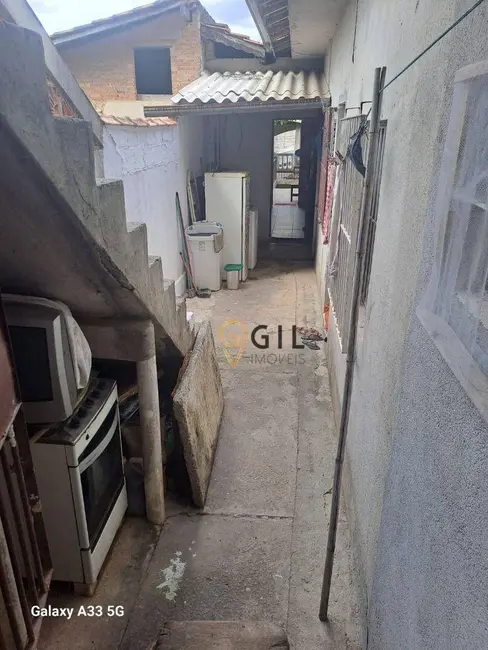 Foto 2 de Casa com 2 quartos à venda, 137m2 em Jardim Paraíso, Jacarei - SP