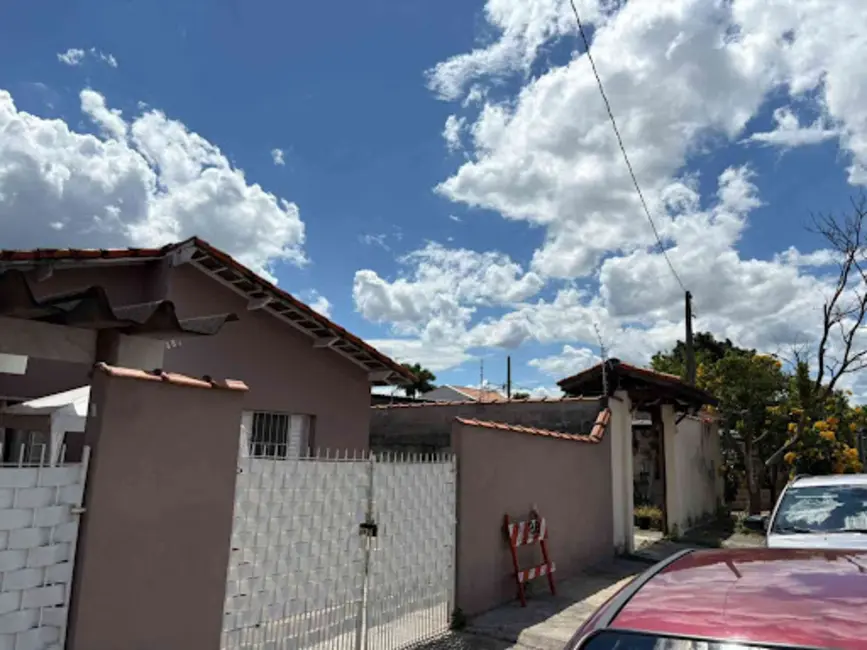 Foto 2 de Casa com 2 quartos à venda, 203m2 em São João, Jacarei - SP