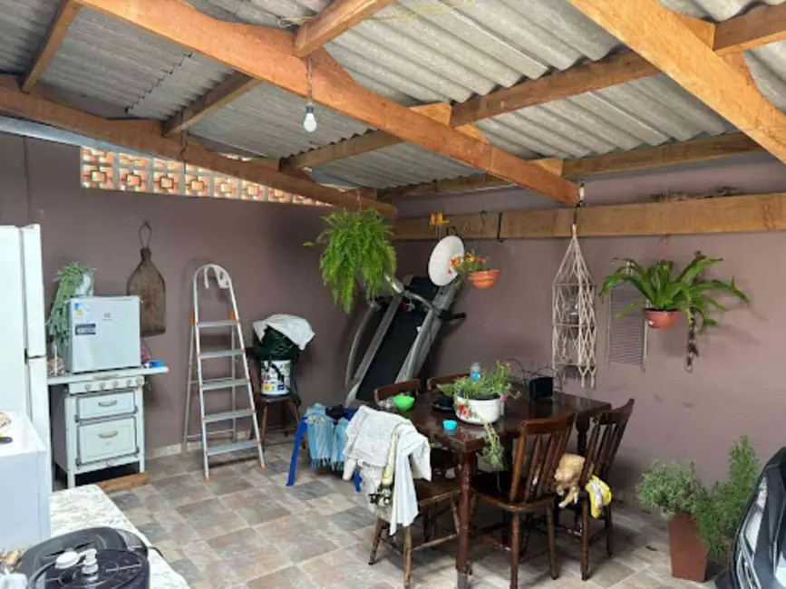 Foto 9 de Casa com 2 quartos à venda, 203m2 em São João, Jacarei - SP