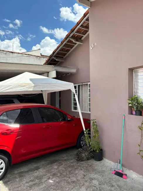 Foto 4 de Casa com 2 quartos à venda, 203m2 em São João, Jacarei - SP