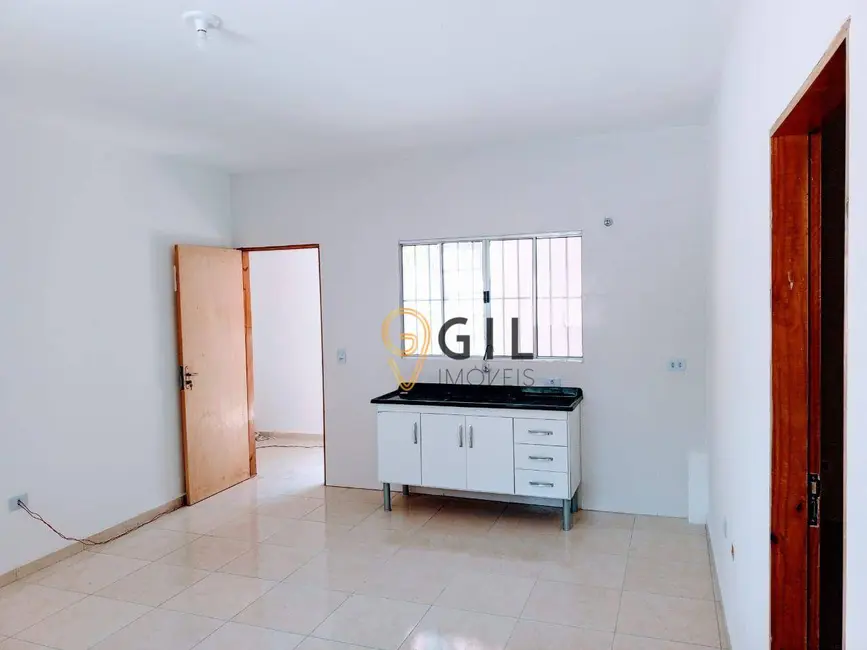 Foto 3 de Kitnet com 2 quartos para alugar, 56m2 em Vila Ayrosa, São Paulo - SP