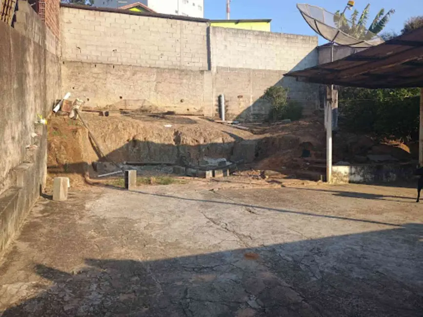 Foto 9 de Casa com 2 quartos à venda, 412m2 em Centro, Igarata - SP