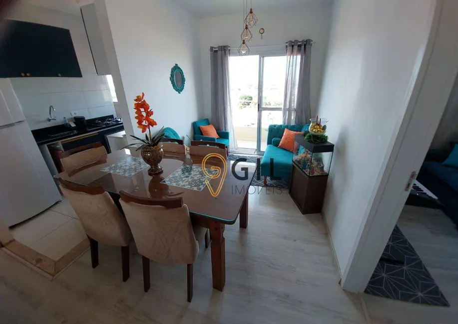 Apartamento com 2 quartos para alugar, 55m2 em Cidade Salvador, Jacarei - SP - imagem 3 Foto 3 de Apartamento com 2 quartos para alugar, 55m2 em Cidade Salvador, Jacarei - SP