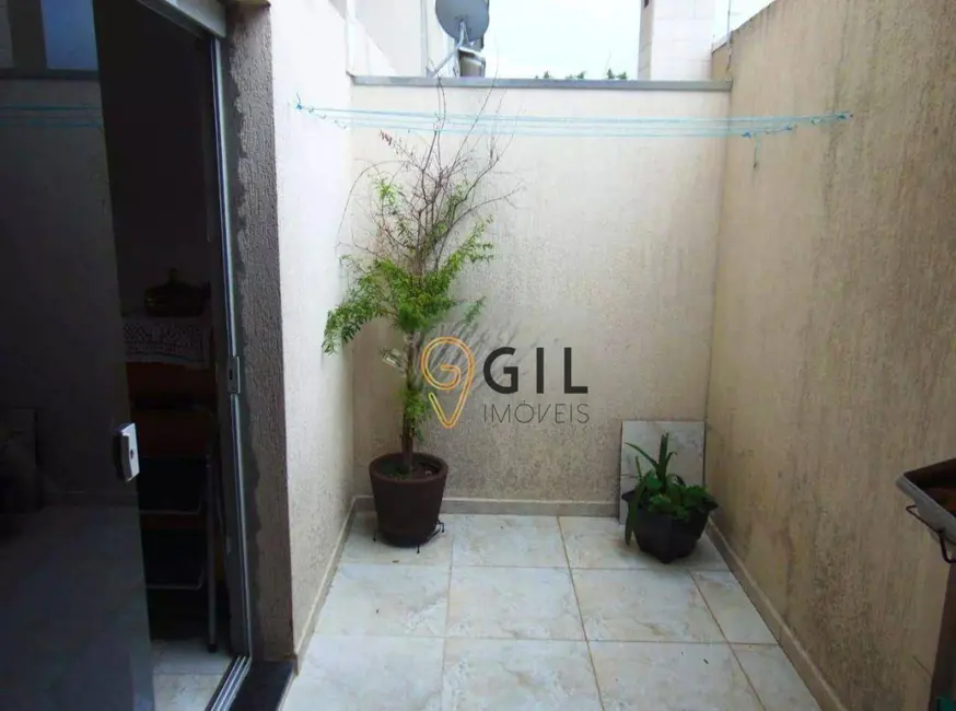 Foto 7 de Sobrado com 2 quartos à venda, 130m2 em Jardim Califórnia, Jacarei - SP