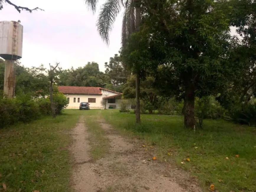 Foto 3 de Chácara com 3 quartos à venda, 12000m2 em Chácaras Santa Maria, Jacarei - SP