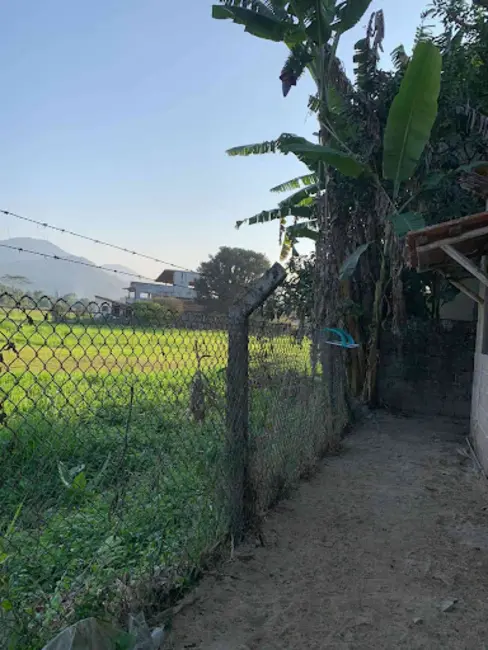 Foto 4 de Casa com 2 quartos à venda, 140m2 em Centro, Ubatuba - SP