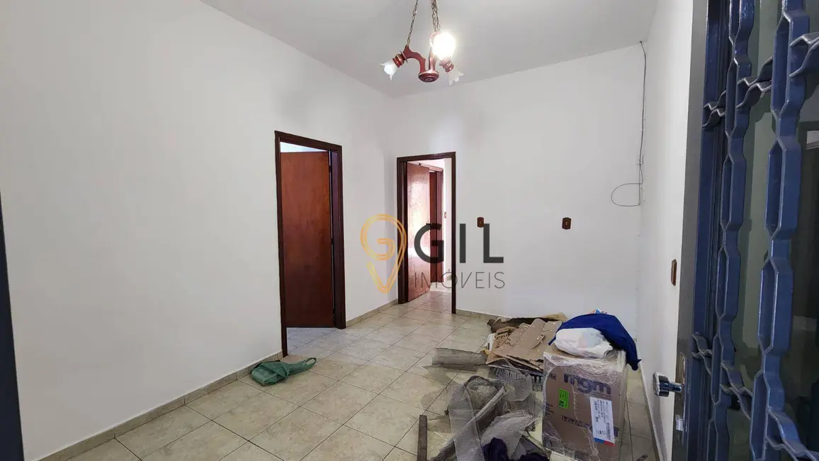 Casa com 2 quartos à venda, 200m2 em Conjunto São Benedito, Jacarei - SP - imagem 8 Foto 8 de Casa com 2 quartos à venda, 200m2 em Conjunto São Benedito, Jacarei - SP