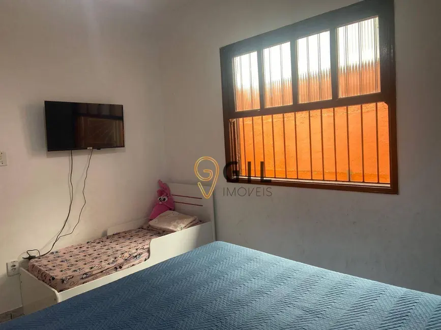 Foto 4 de Casa com 4 quartos à venda, 325m2 em Jardim Flórida, Jacarei - SP