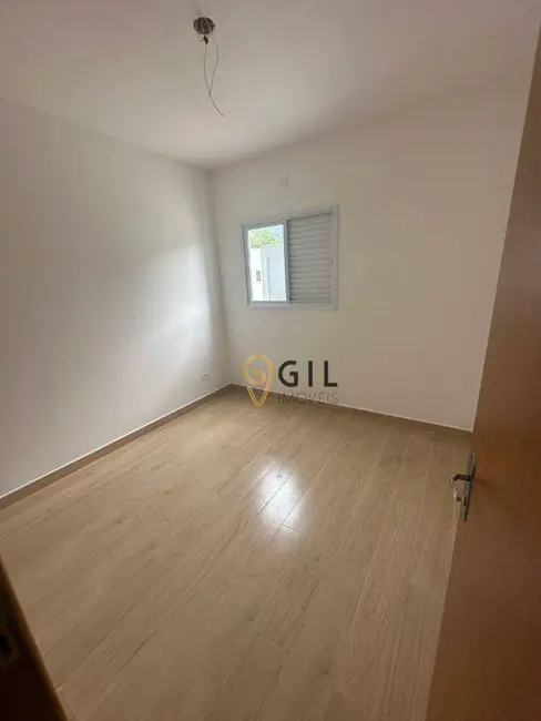 Sobrado com 2 quartos à venda, 182m2 em Rio do Ouro, Caraguatatuba - SP - imagem 8 Foto 8 de Sobrado com 2 quartos à venda, 182m2 em Rio do Ouro, Caraguatatuba - SP